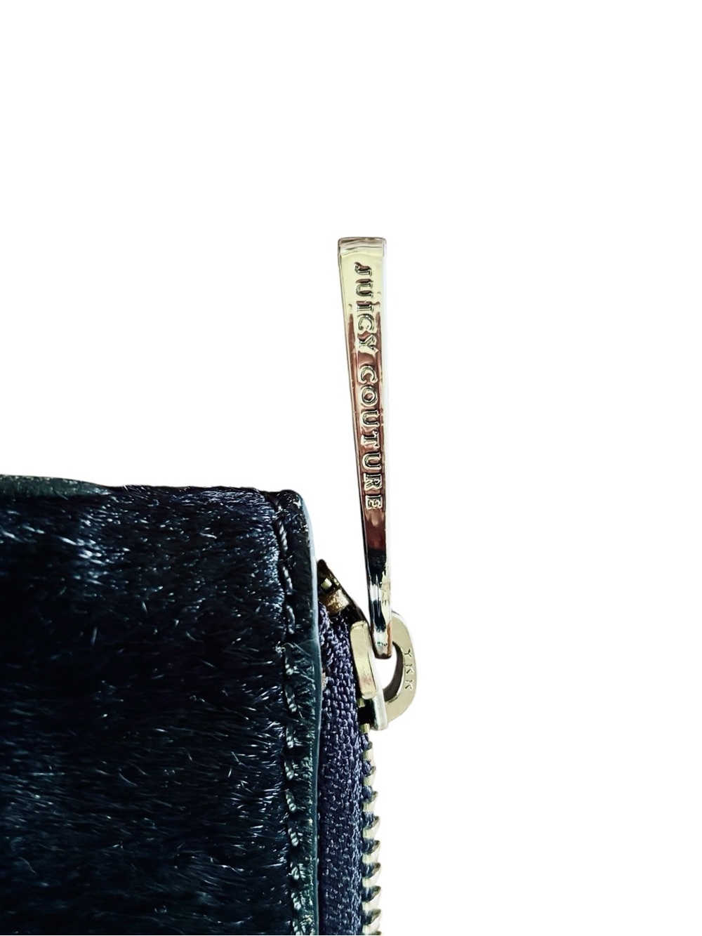 Juicy Couture Black Faux Fur Zip Clutch - Picture 2 of 8